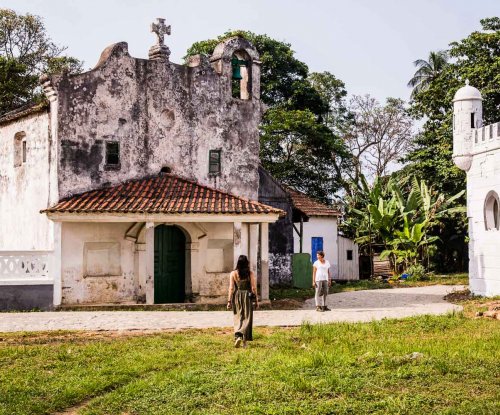 Chapel near Roça Sundy on Príncipe Island